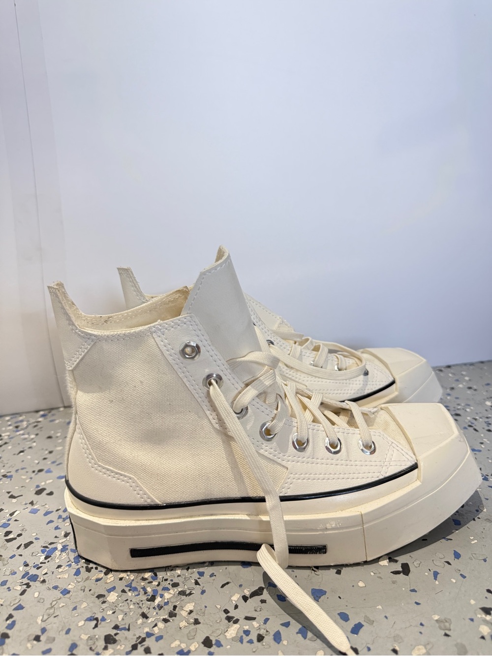 Converse Square Toe Platform Sneakers M5/W7